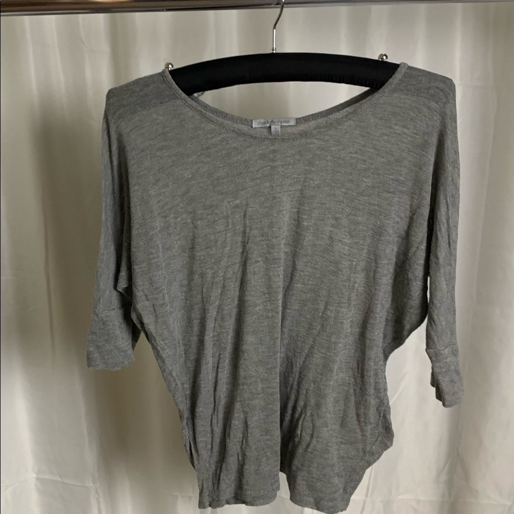 Gray half to the arm